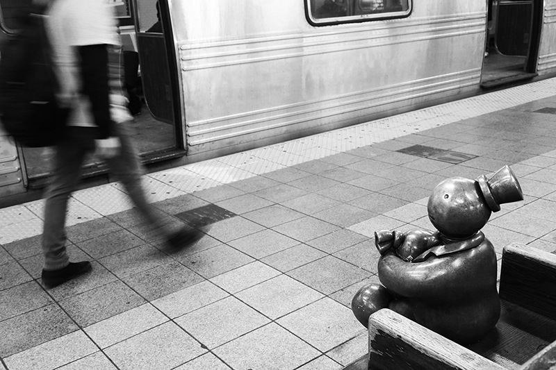 Subway Token Figures : Art : Subway : New York : Tom Otterness : New York : Personal Photo Projects :  Richard Moore Photography : Photographer : 
